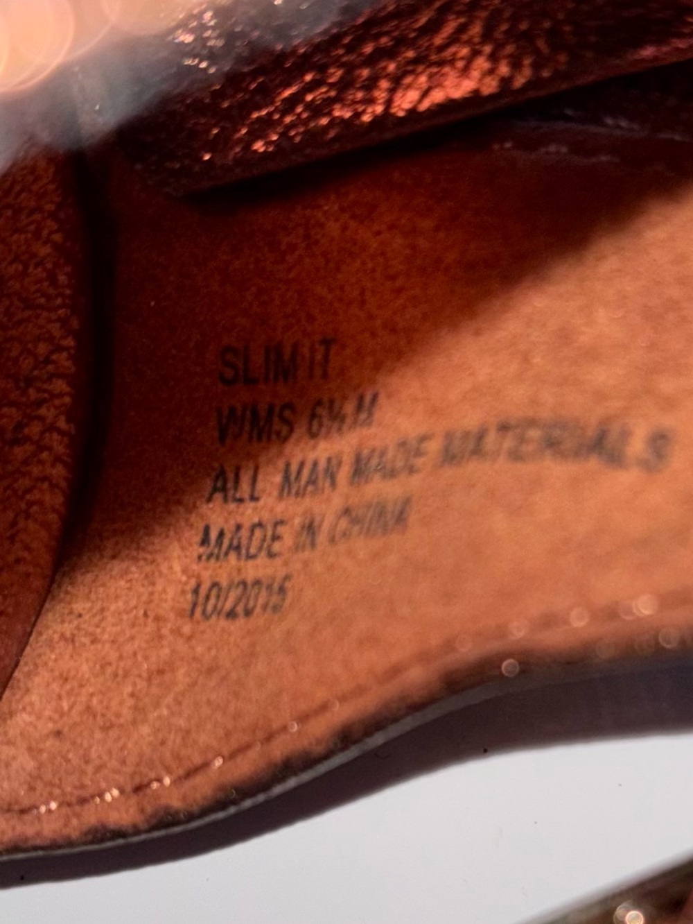 KENNETH COLE REACTION - Picture 13 of 14